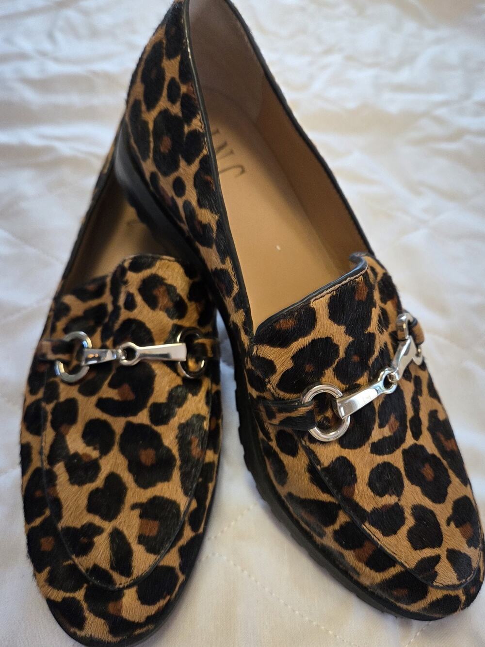 INC International Concepts Animal Print Slip-On Loafer Flats Metal Bit 8.5 M .